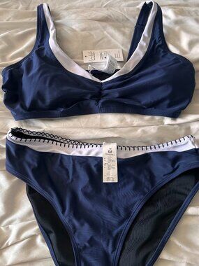 CUPSHE BLUE AND WHITE BIKINI, SIZE SMALL
